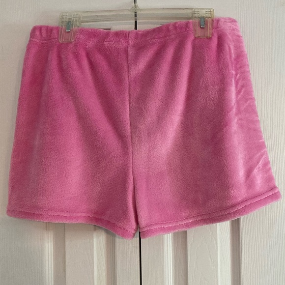 Disney Minnie Mouse Fuzzy Pink Lounge Shorts Women Size XL - Picture 2 of 9